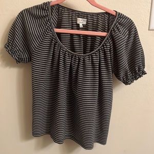 Black and gray texture and thread Madewell top short sleeve size extra small